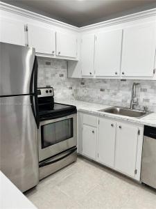 359 Preston I I, Boca Raton, Florida 33434, USA