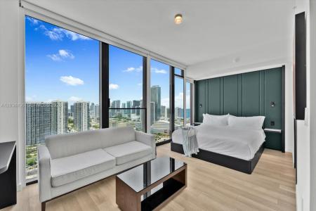 Miami, Florida 33132, USA
