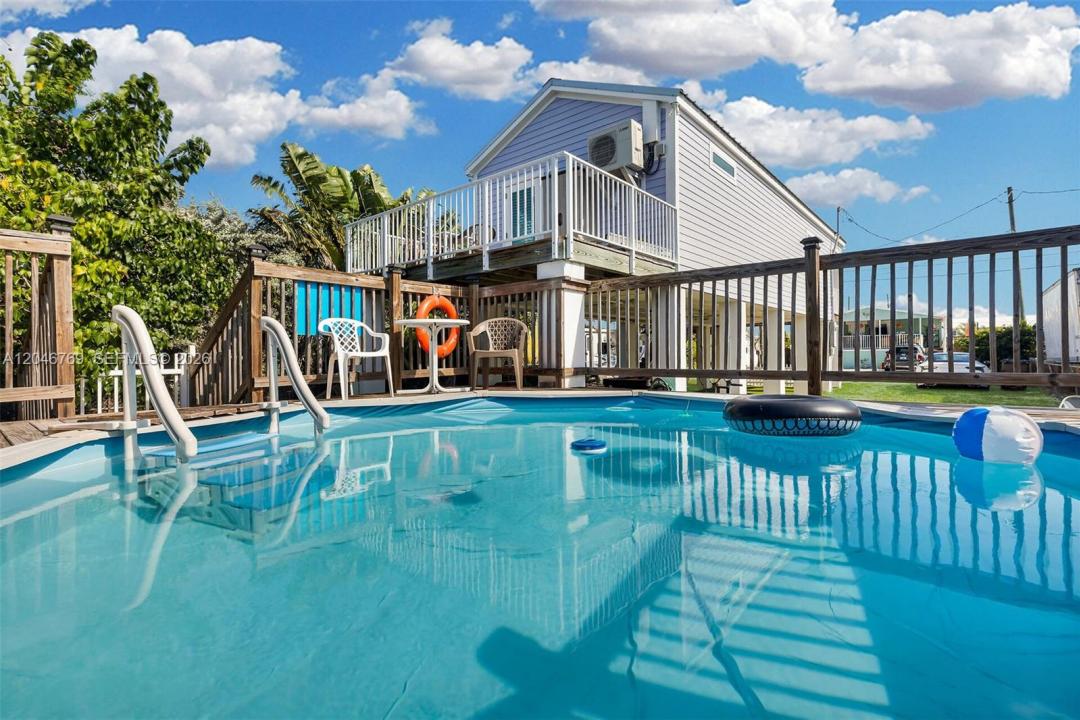 925 83rd Street Ocean, Marathon, Florida 33050, USA