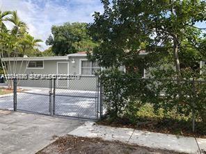 1575 NW 127th St ., North Miami, Floride 33167, États-Unis