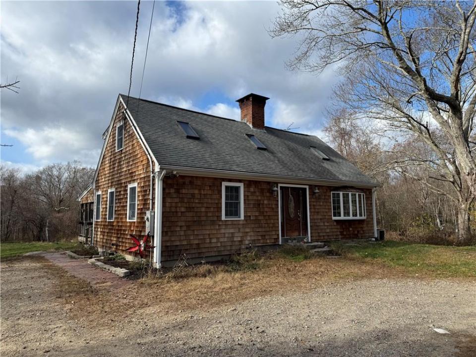511 Weaver Hill Road, Coventry, Rhode Island 02816