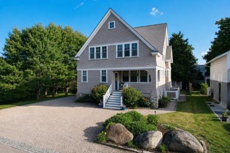 91 Twin Peninsula Avenue, South Kingstown, Rhode Island 02879, USA