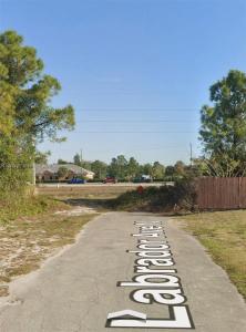 705 LABRADOR AVE N, Lehigh Acres, Florida 33971, Stati Uniti