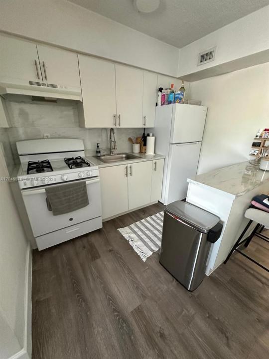 6805 SW 88th St 8, Pinecrest, Florida 33156, Stati Uniti