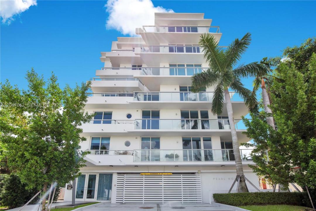 1170 101st St 301, Bay Harbor Islands, Florida 33154, Stati Uniti