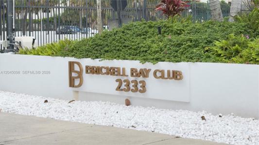 2333 Brickell Ave 614, Miami, Florida 33129, USA