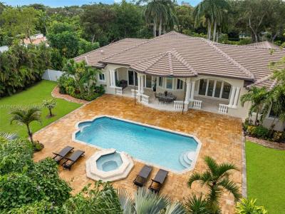 6890 SW 94th St, Pinecrest, Floryda 33156, USA