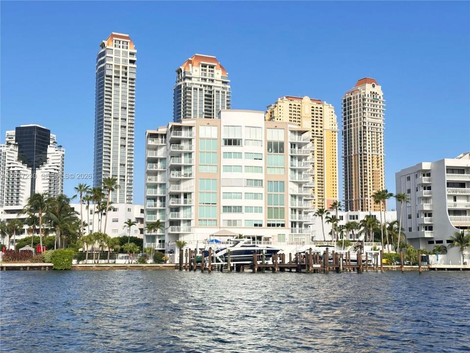 18000 N Bay Rd 603, Sunny Isles Beach, Floride 33160, États-Unis