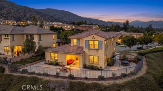 E Manresa Drive, Azusa, كاليفورنيا 91702, الولايات المتحدة