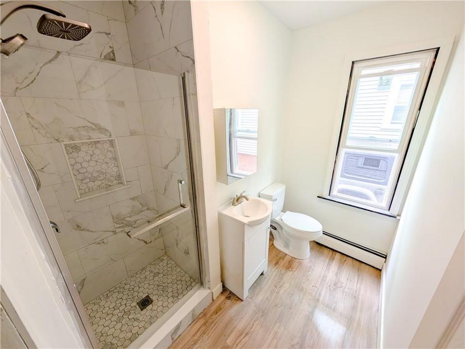 212 Roosevelt Street, Providence, Rhode Island 02909, USA