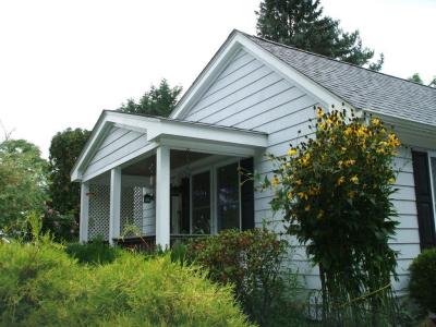 82 Narragansett Avenue West Avenue, South Kingstown, Rhode Island 02879, USA