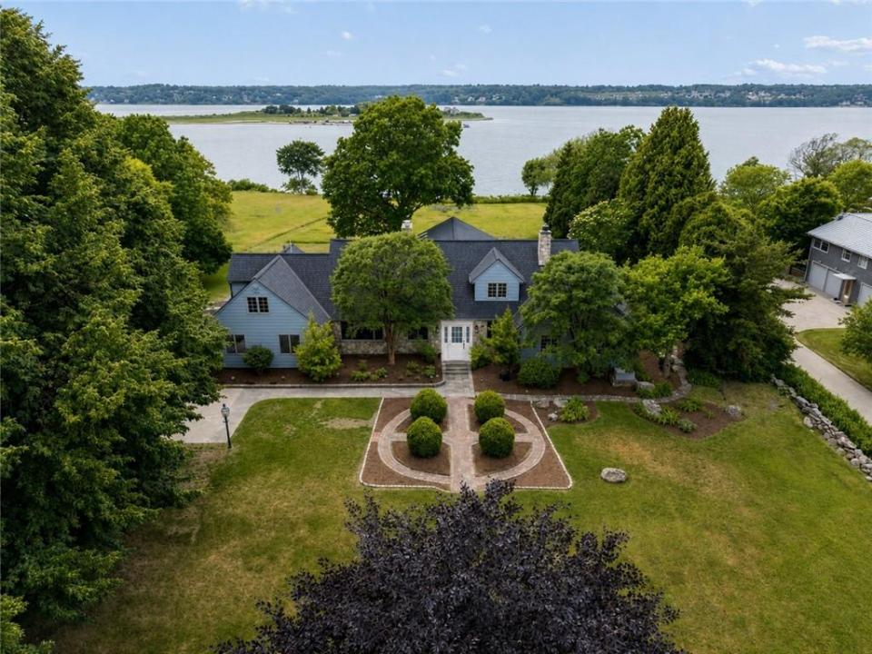 683 Neck Road, Tiverton, 羅德島州 02878, 美國