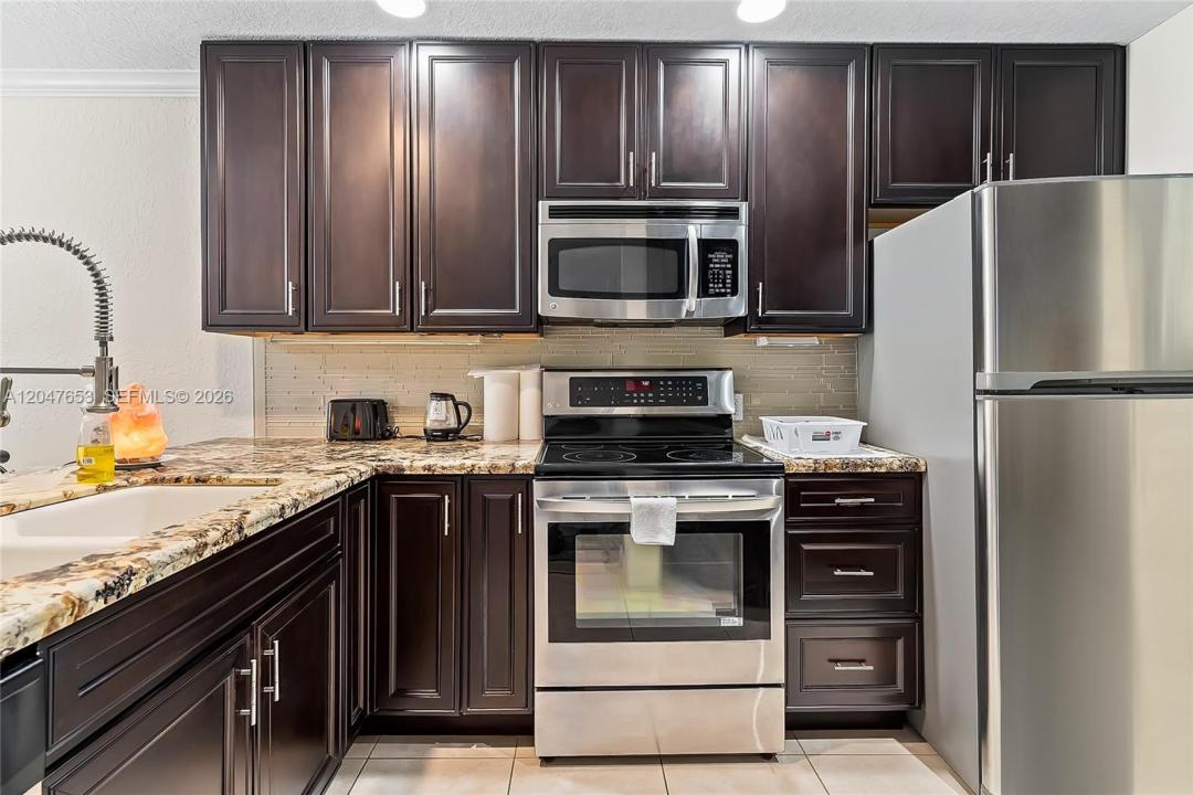 4345 Trevi Ct 202, Lake Worth, Florida 33467, Stati Uniti