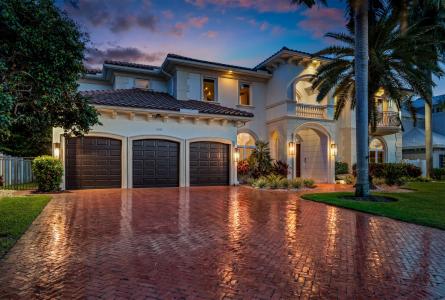 2320 NE 34th Court, Lighthouse Point, Florida 33064