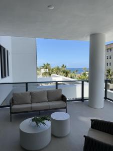 305 Briny Avenue 301, Pompano Beach, Florida 33062, HOA KỲ