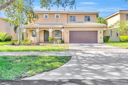 945 NW 206th St, Miami Gardens, Florida 33169, Amerika Birleşik Devletleri