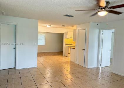 12096 Dolphin Dr, Palm Beach Gardens, Florida 33410, USA