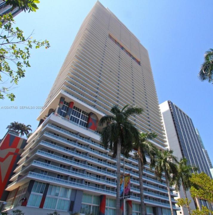 50 Biscayne Blvd 606, Miami, Floryda 33132, USA