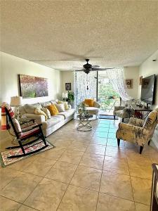 1300 Saint Charles Pl 402, Pembroke Pines, Florida 33026, USA
