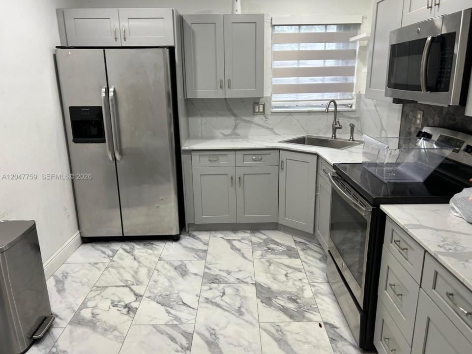 18130 NW 25th Ave, Miami Gardens, Floride 33056, États-Unis