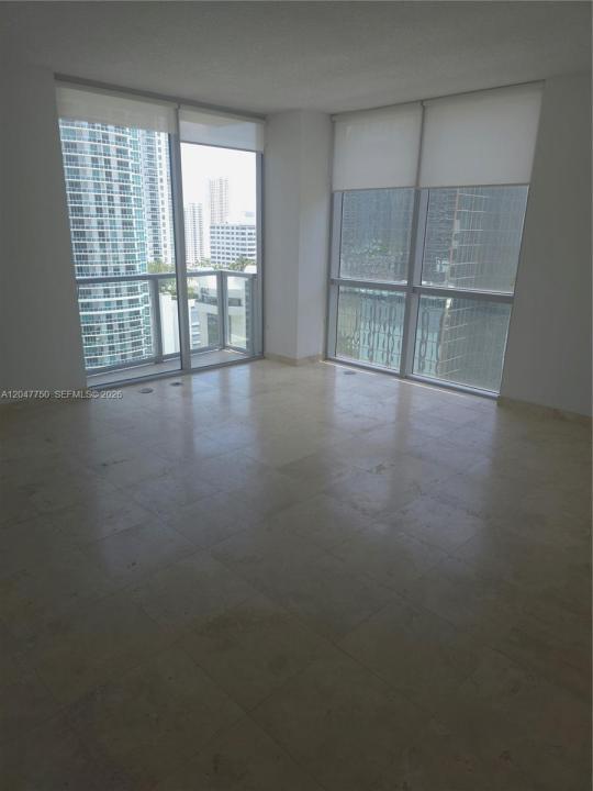 1060 Brickell Ave 1701, Miami, Florida 33131, Stati Uniti