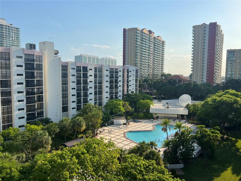 17011 N Bay Rd 816, Sunny Isles Beach, Floride 33160, États-Unis