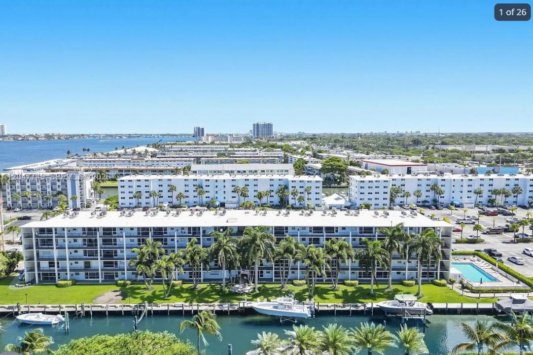 109 Paradise Harbour Blvd 406, North Palm Beach, Floride 33408, États-Unis