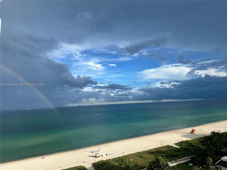 2555 Collins Ave 1814, Miami Beach, Floride 33140, États-Unis