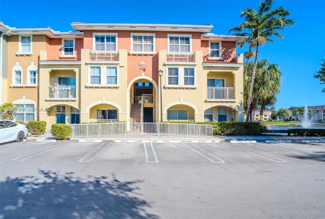 10855 NW 88th Ter 212, Doral, Floride 33178, États-Unis