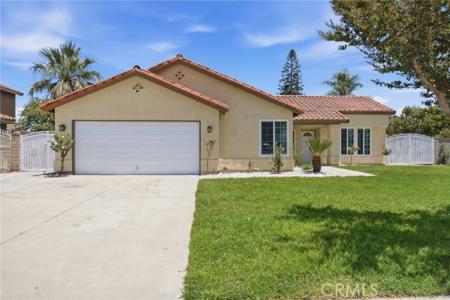 S Vine, Bloomington, Califórnia 92316, Estados Unidos