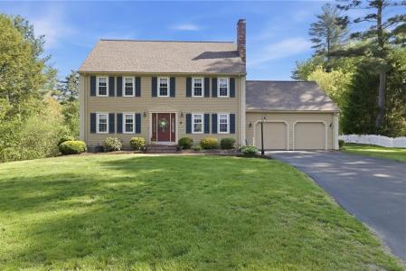 30 Princess Pine Circle, Taunton, Massachusetts 02780, USA