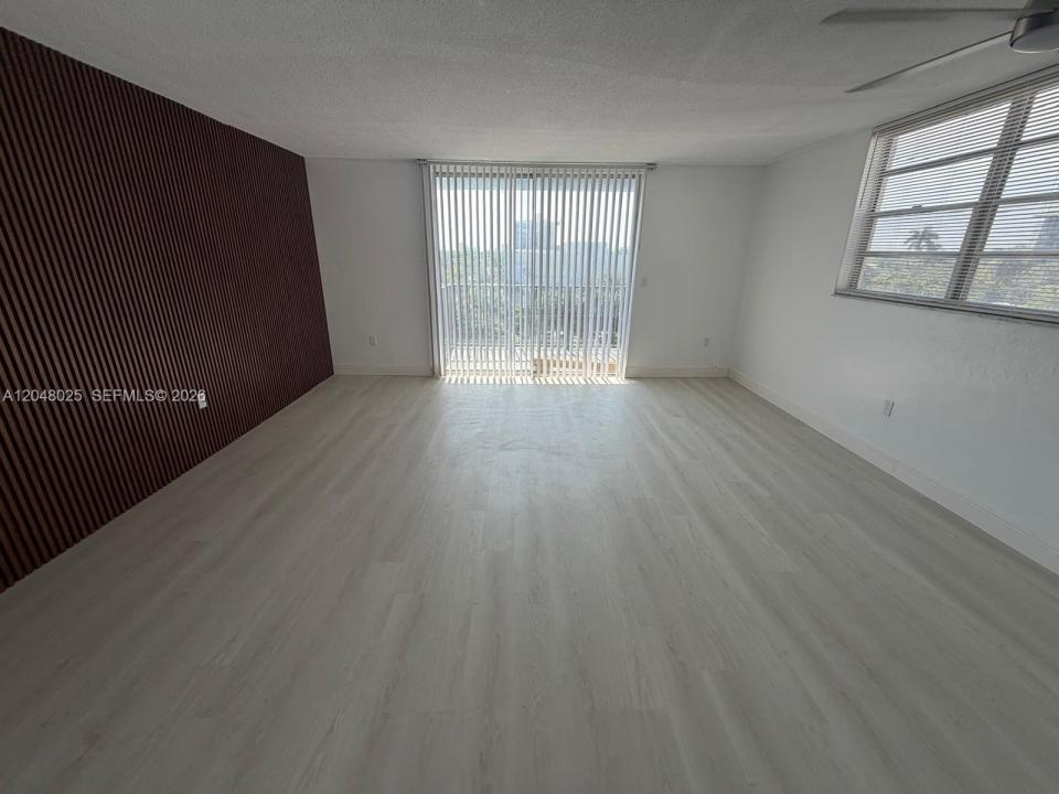 12590 NE 16th Ave 512, North Miami, Floride 33161, États-Unis