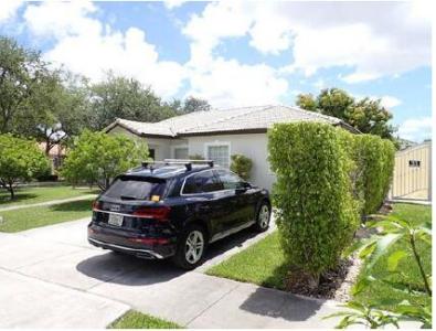 16307 NW 91st Avenue, Miami Lakes, Florida 33018