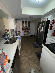 4401 NW 43rd Ter, Tamarac, Florida 33319, USA
