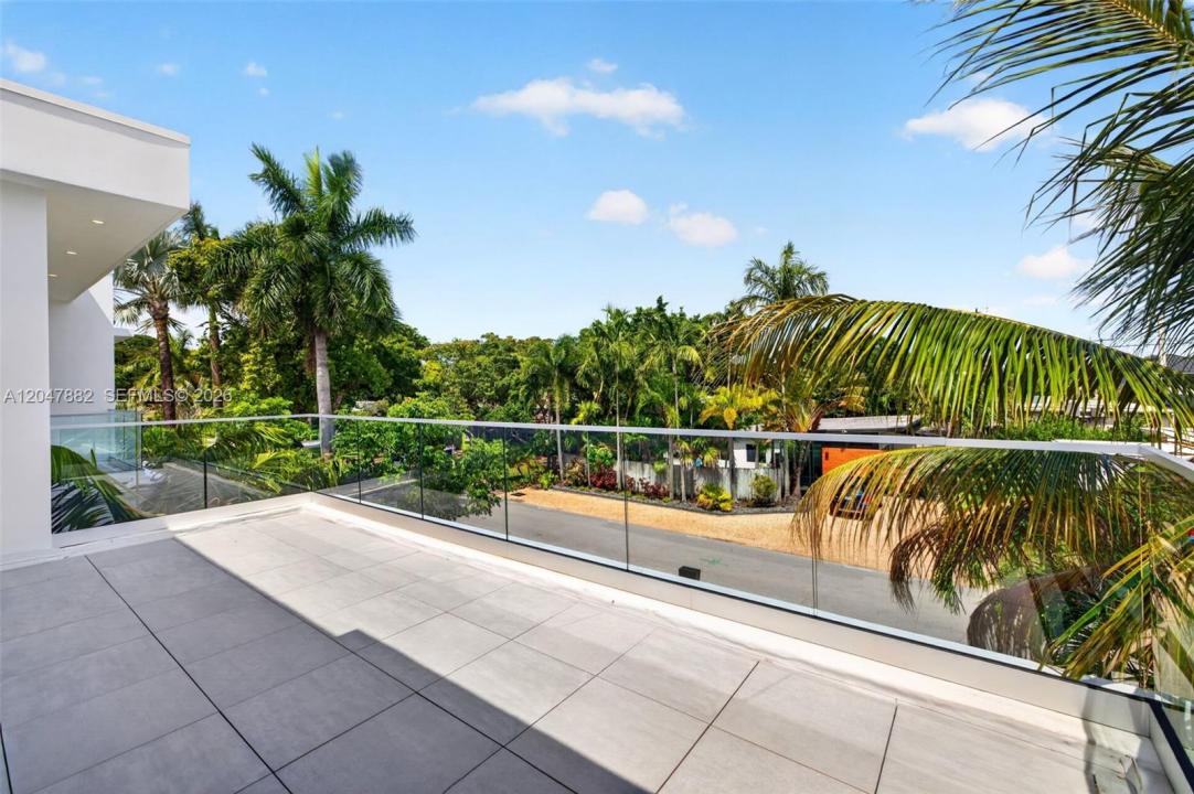2015 NE 4th Ave, Wilton Manors, Florida 33305, Stati Uniti