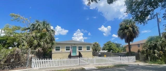 719 9th St, West Palm Beach, Florida 33401, USA