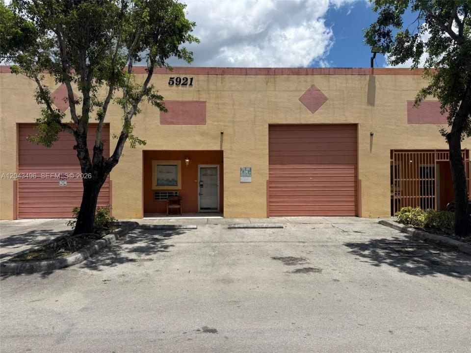 5921 NW 176th St 9, Hialeah, Floride 33015, États-Unis