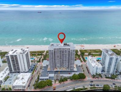 2555 Collins Ave 1101, Miami Beach, Florida 33140, USA