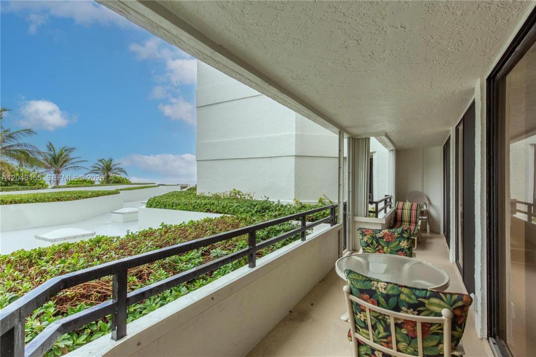 3560 S Ocean Blvd 206, South Palm Beach, Floride 33480, États-Unis
