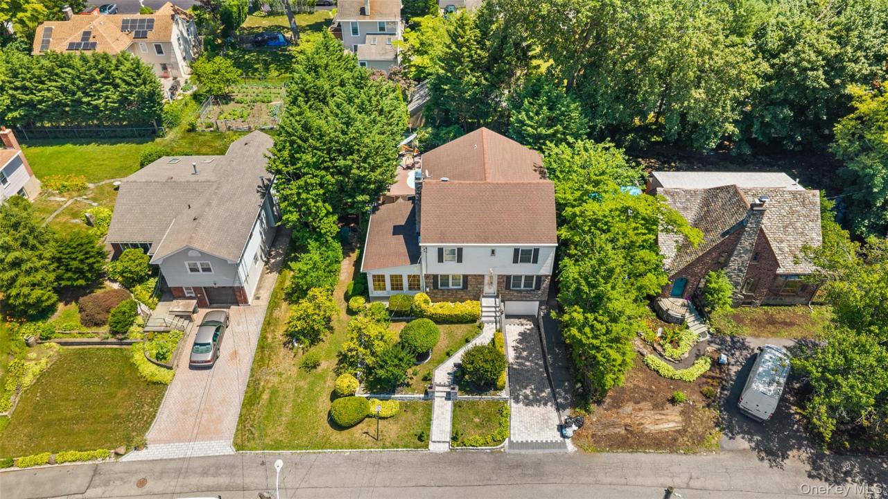 74 Elaine Terrace, Yonkers, New York 10701, États-Unis