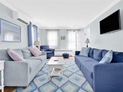 5 Byrnes Street, Newport, Rhode Island 02840, USA
