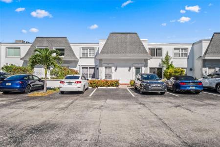 801 NE 27th Ave, Hallandale Beach, Florida 33009, USA