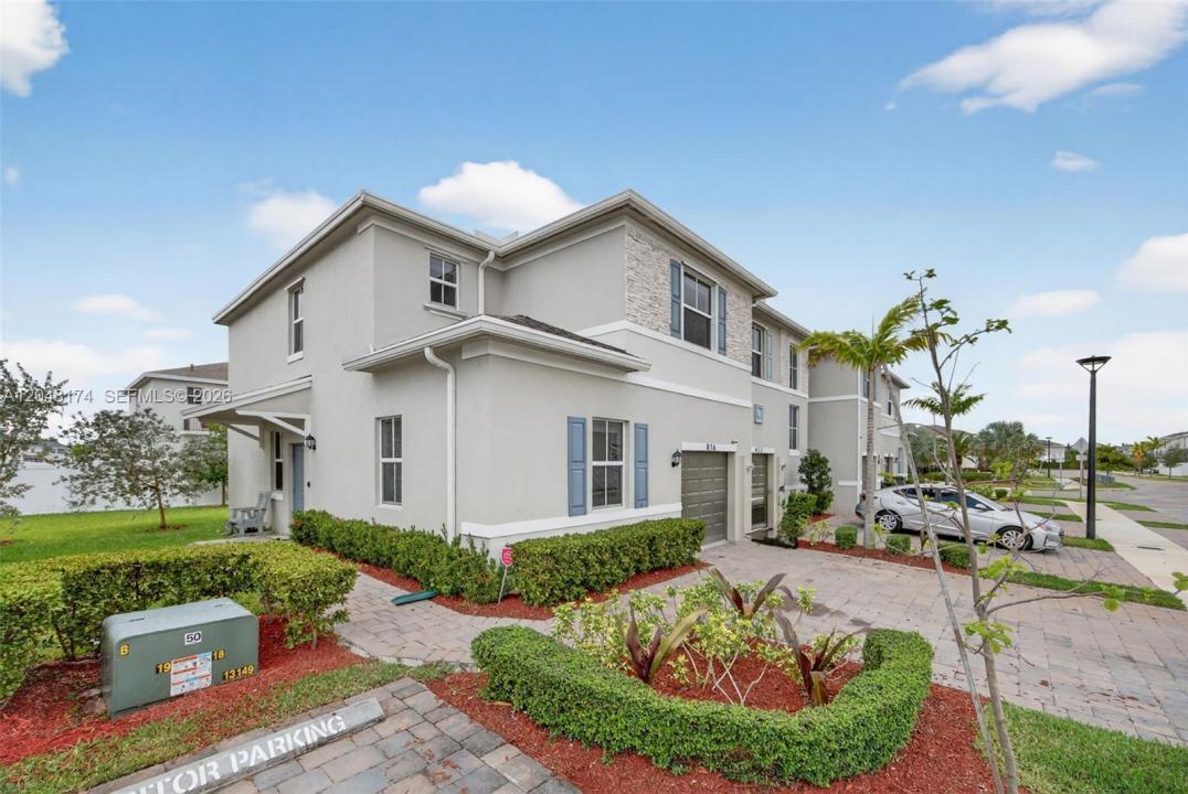 826 SE 17th St, Homestead, Floride 33034, États-Unis