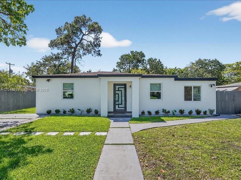 1010 NE 138th St, North Miami, Florida 33161, USA