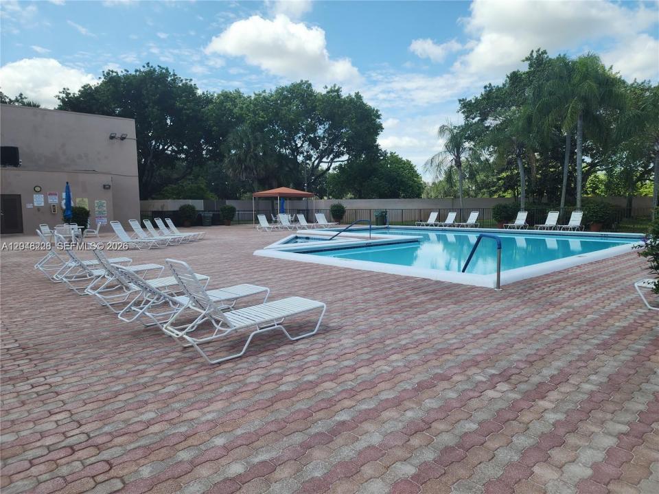1269 NW 123rd Ave, Pembroke Pines, Florida 33026, Stati Uniti