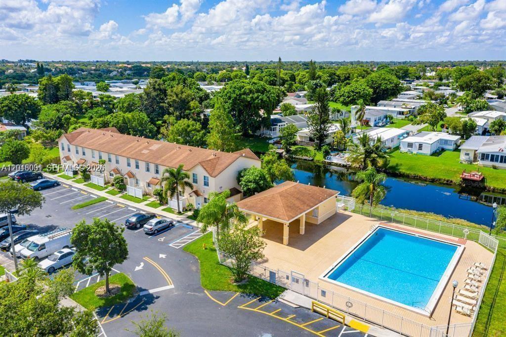 6617 Winfield Blvd 10-1, Margate, Floride 33063, États-Unis