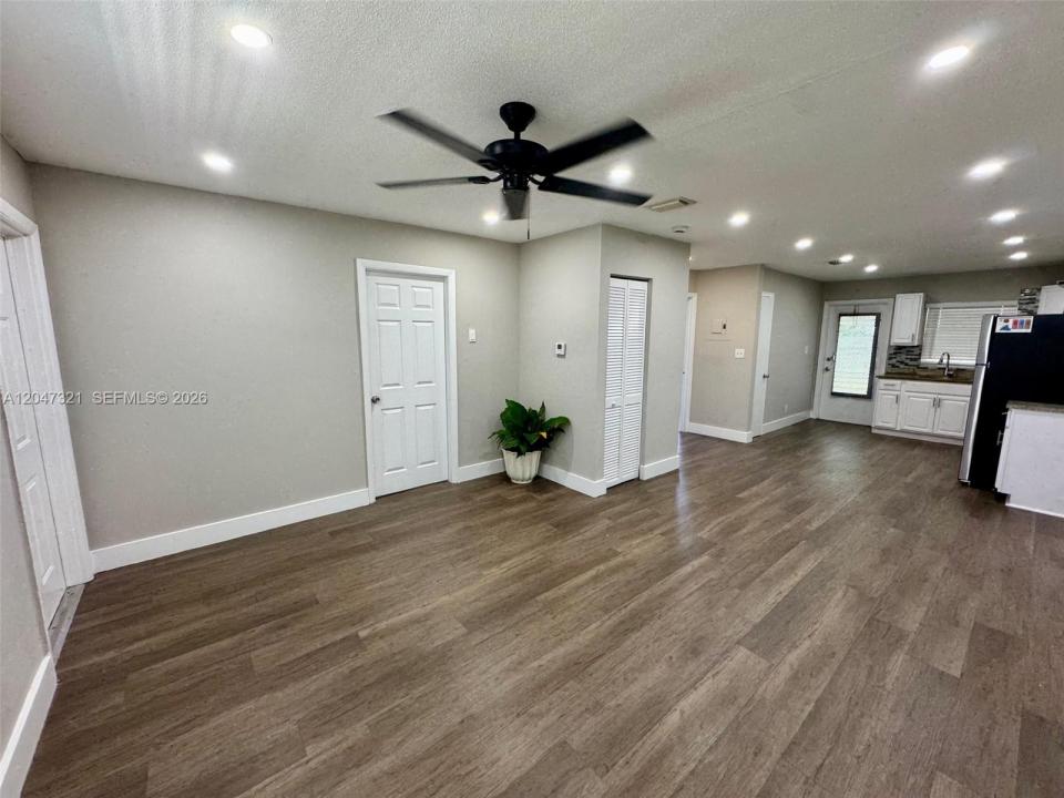 5410 NW 16th St 1, Lauderhill, Florida 33313, Stati Uniti