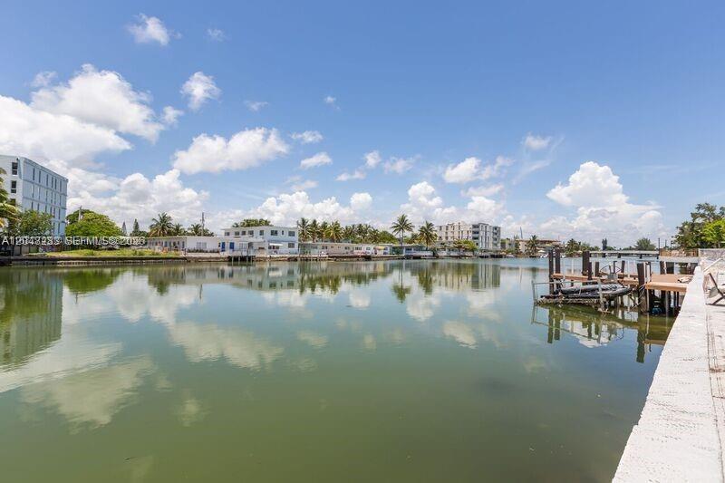 8210 Byron Ave 16, Miami Beach, Flórida 33141, Estados Unidos