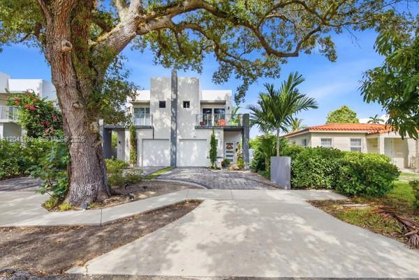 2931 SW 38th Ct 2, Miami, Florida 33134, Stati Uniti
