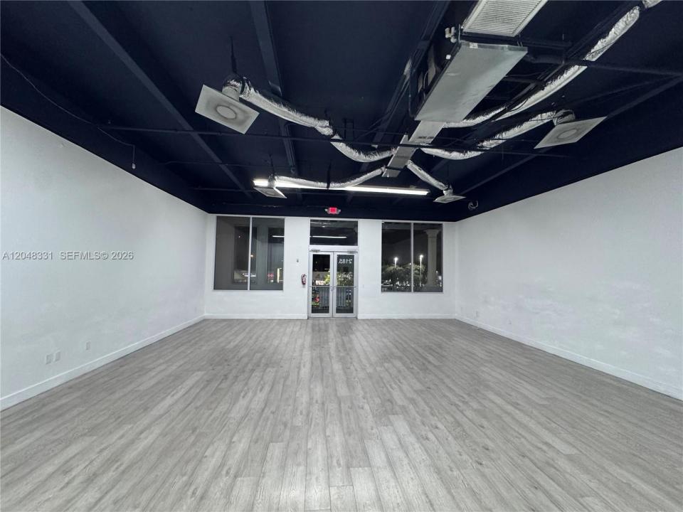 2185 NE 163rd St, North Miami Beach, Florida 33162, USA